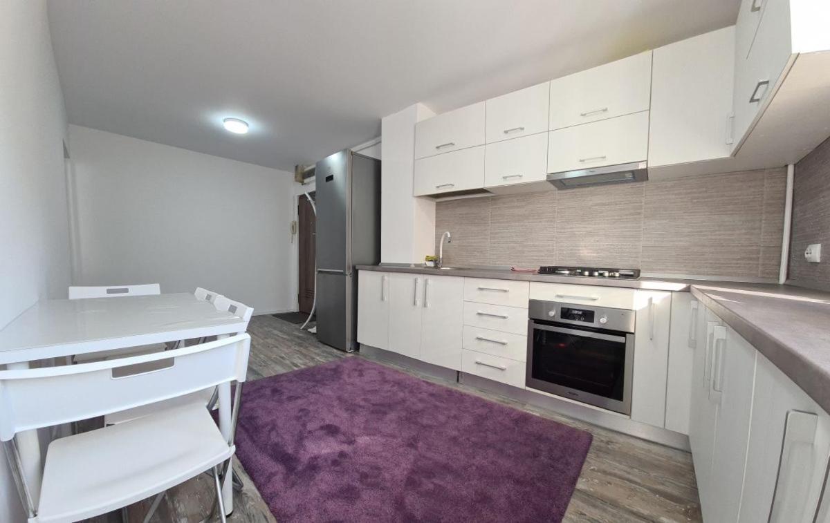 Apartament Terra Daire Targoviste Dış mekan fotoğraf